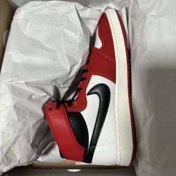 Jordan 1 AJKO Chicago Size 11