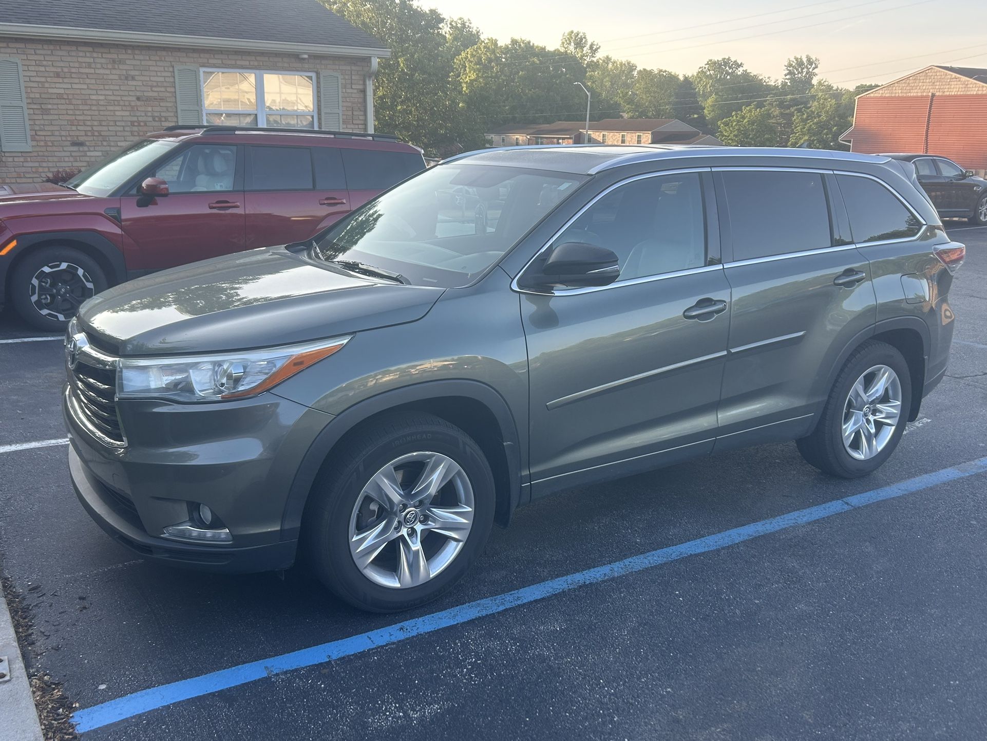 2016 Toyota Highlander