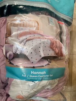 Hannah Full/Queen Comforter Set with Shams