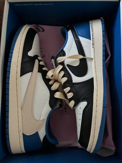 Ai Jordan 1 Low SP Travis Scott
