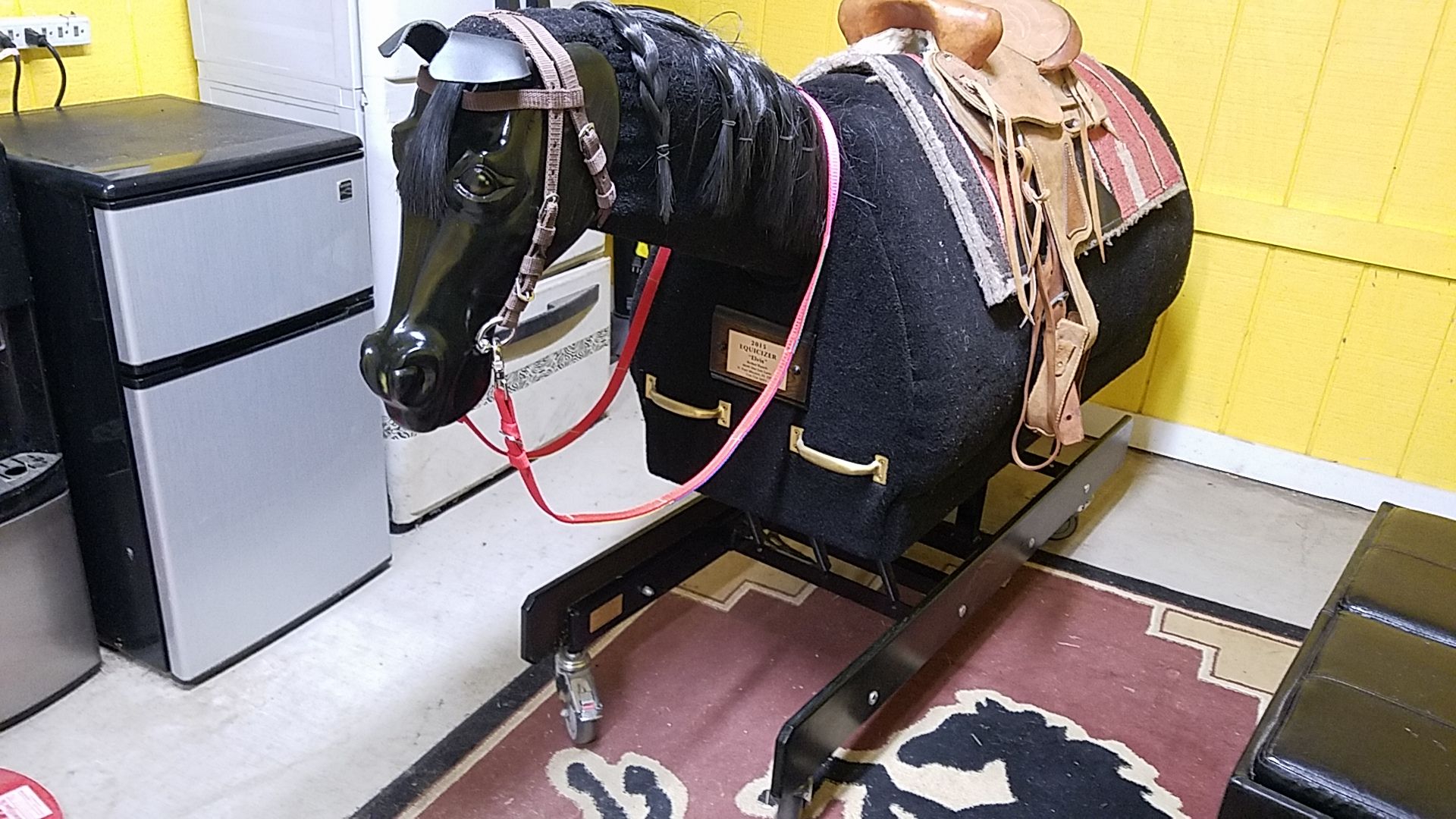 Horse..EQUICIZER MECHANICAL TRAINING HORSE