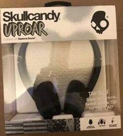 Skullcandy Uproar On-Ear Stereo Headphones w/Microphone & Remote - Black