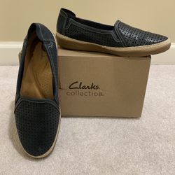 Ladies Clark’s Navy Shoes