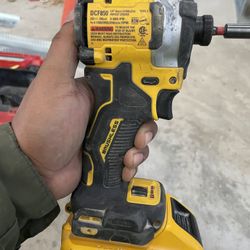 Dewalt 