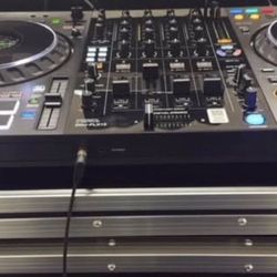 Pioneer DDJ FLX 10 W/ Case (Brand New)