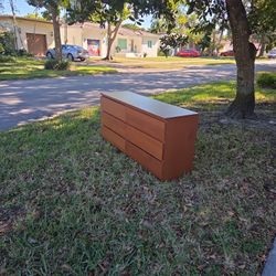Free IKEA dresser 