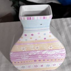CT’s Floral Pink Design Single Bud Vase 