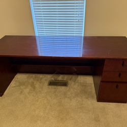 Office Desk