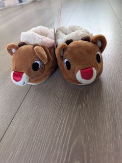 Nwt Rudolph slippers size 12-24M