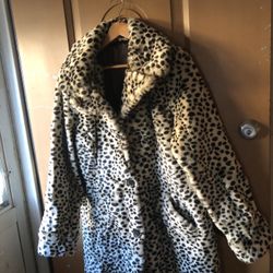 Brand New Coat 🧥 Leather 