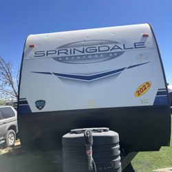 2023 Springdale Travel Trailer in Víctorville ca Clean title