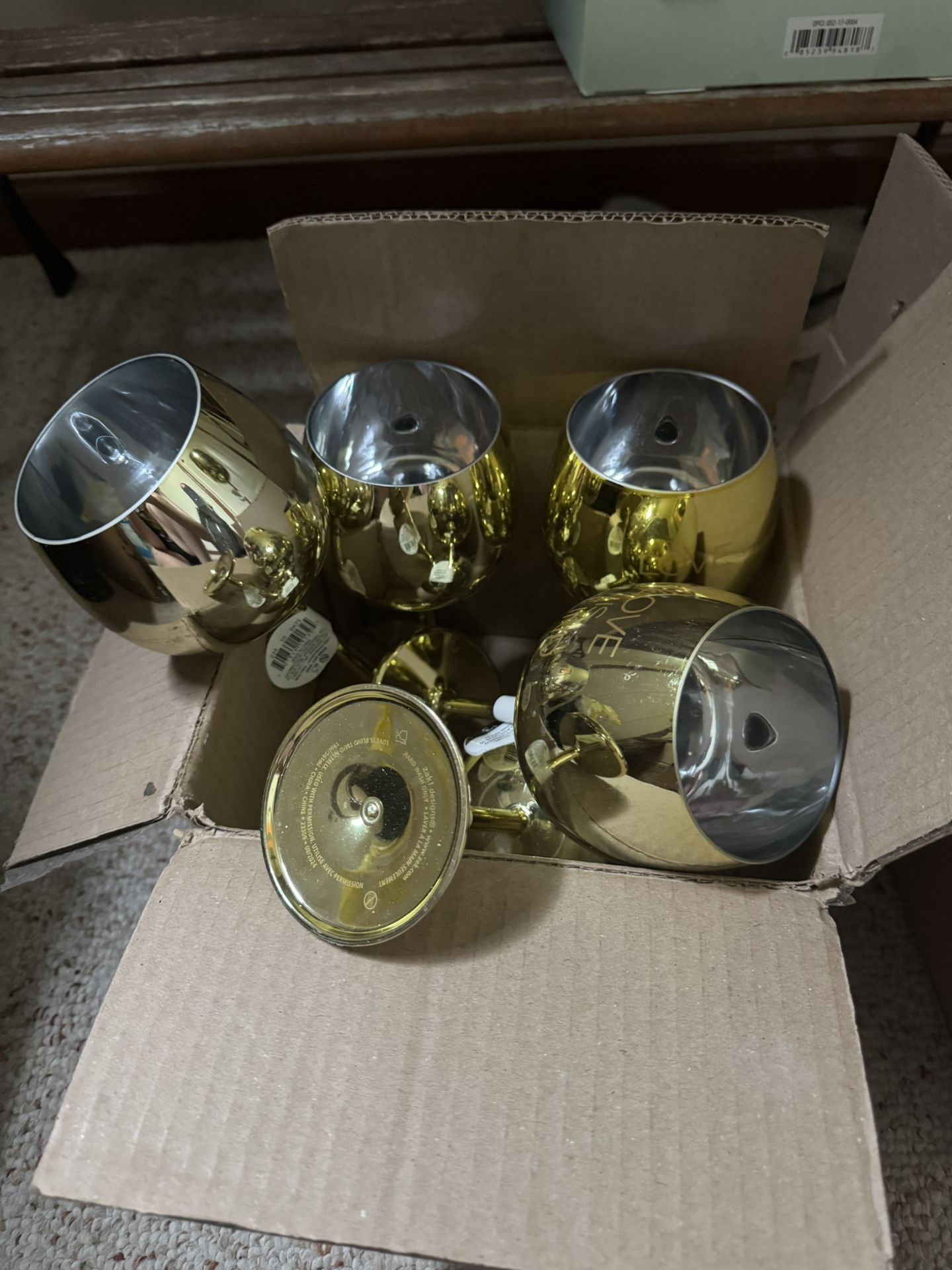 Love is Blind Wine Glasses (6)