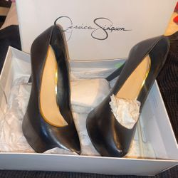 Jessica Simpson Black Heels