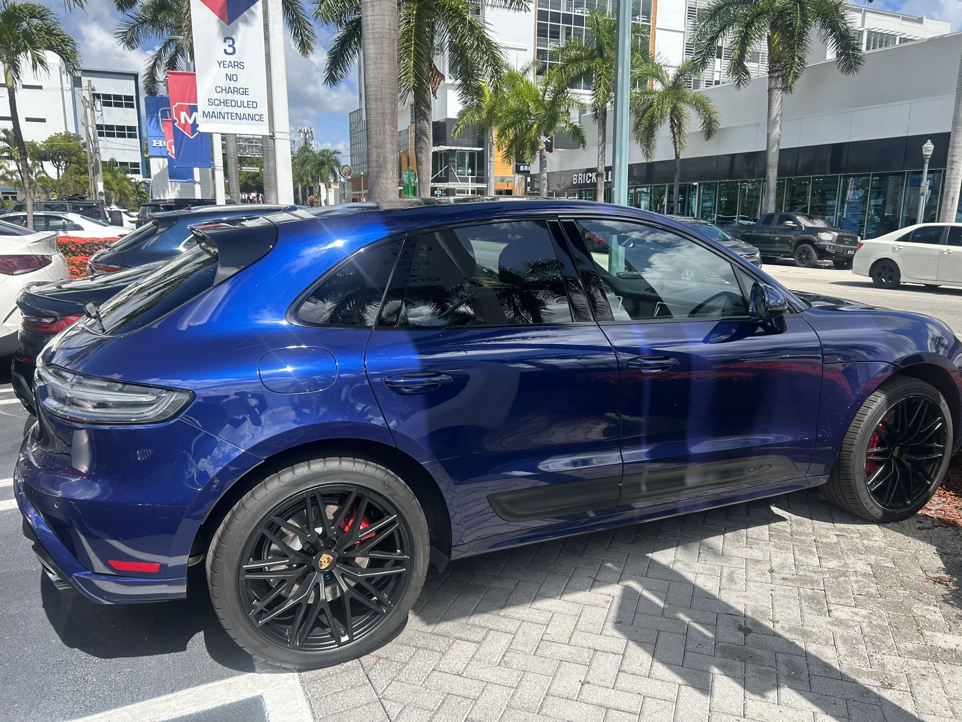2022 Porsche Macan