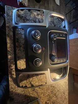 2019 Ram 1500 stereo