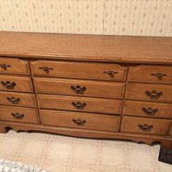 Good Wood Dresser