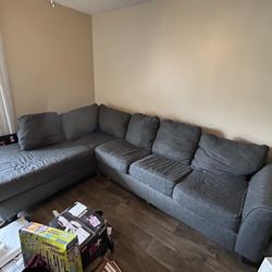 SECTIONAL COUCH WITH PULL OUT QUEEN SOFA BED FOR 400