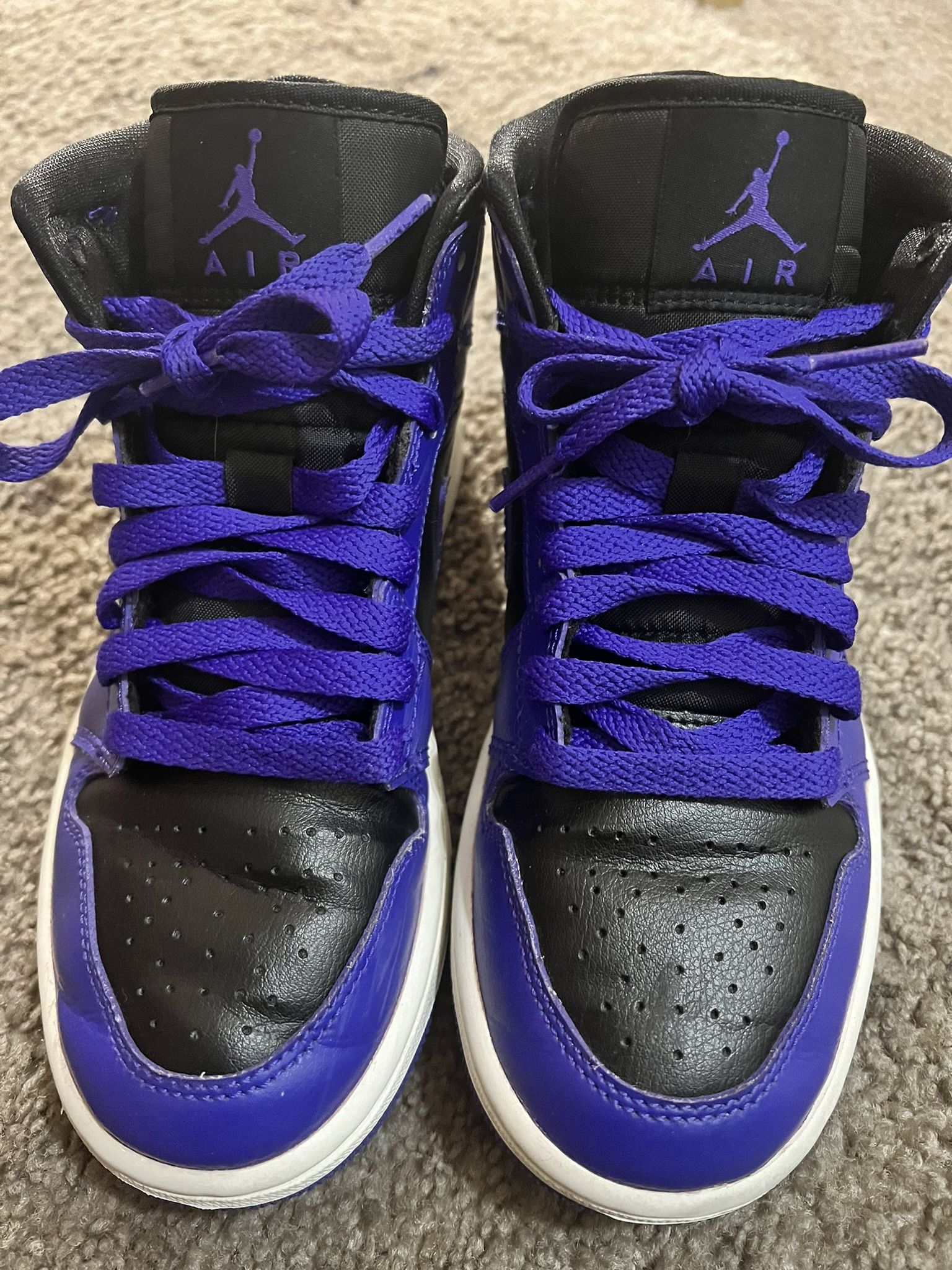 Air Jordan’s 1 Mid