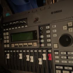 Yamaha Synthesizer AWG16