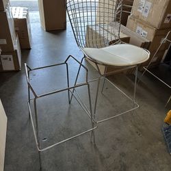 Barstool