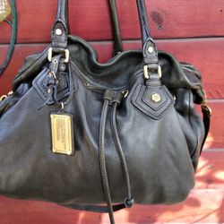 Bolsa Grande usada en Perfectas Condiciones MARC jACOBS  de Puro Cuero 
