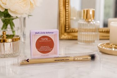 Tarte Dark Circle Defense Colored Clay CC Undereye Corrector + Brush Set New