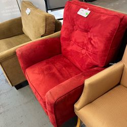 (In Store) Red Velvet Tufted Armchair