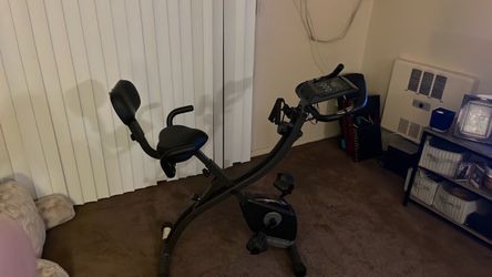 MaxKare manual recumbent bike