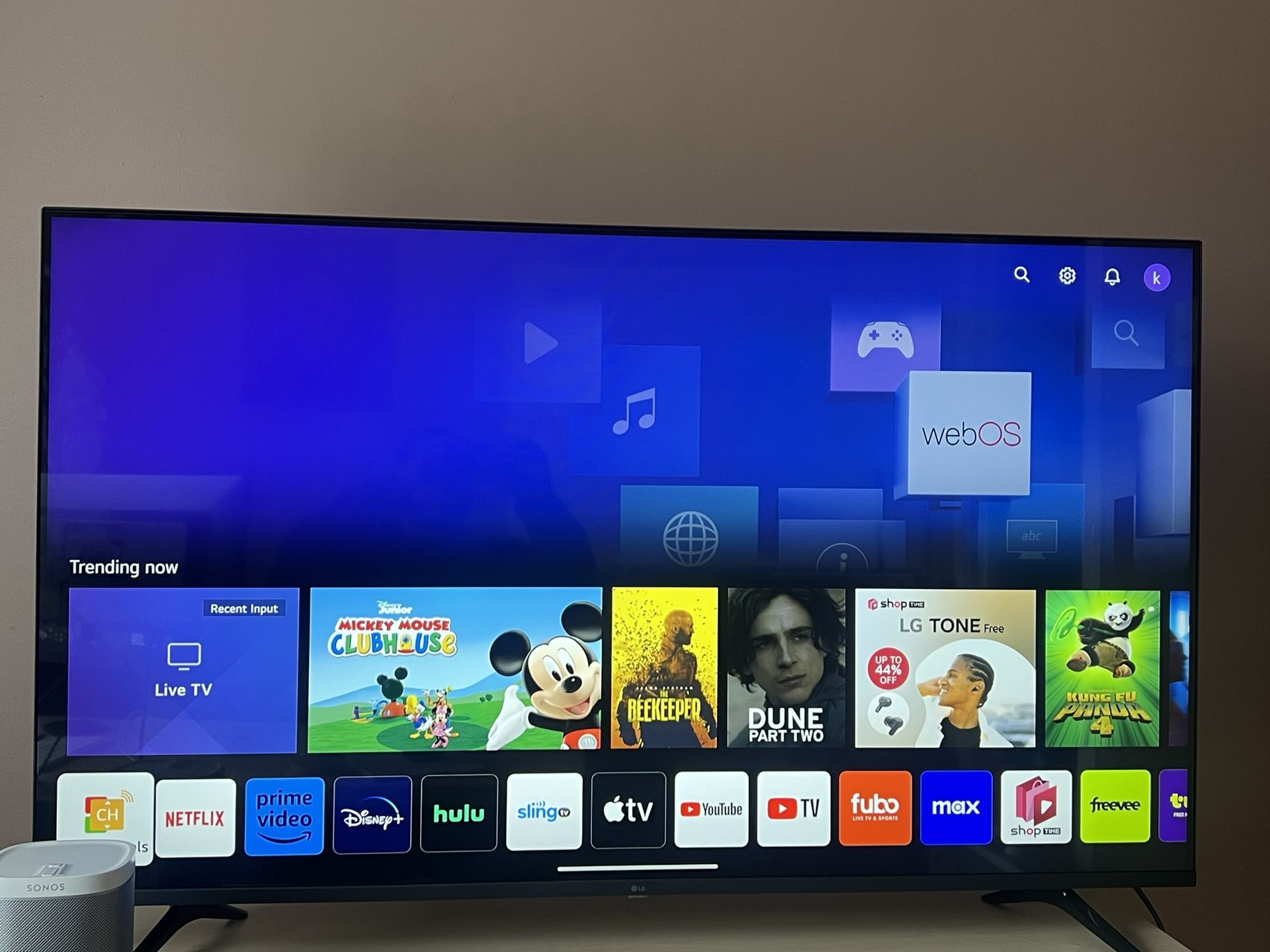 LG 4K Smart TV