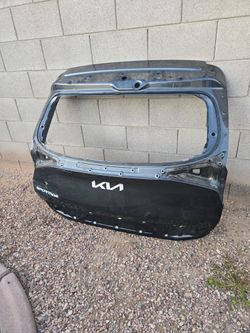 KIA SPORTAGE OEM LIFTGATE TAIL GATE 