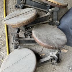 SWING OUT SWIVEL SEATS FOR DESK TABLE 
