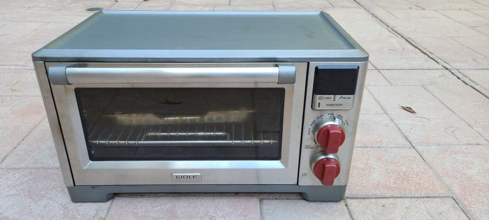 Toaster Oven - Wolf Gourmet Countertop Oven Elite for Sale in Burbank, CA -  OfferUp