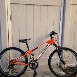 Trek 24in Kids Mountain Bike