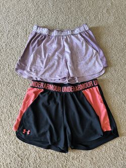 Under Armour Athletic Shorts (S & M) Pockets
