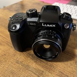 Panisonic Lumix GH5 + accessories