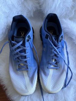 On cloud running sneakers size 9