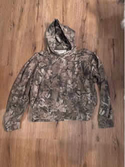 Great condition Hollister men’s boxy fit hoodie Size Large.