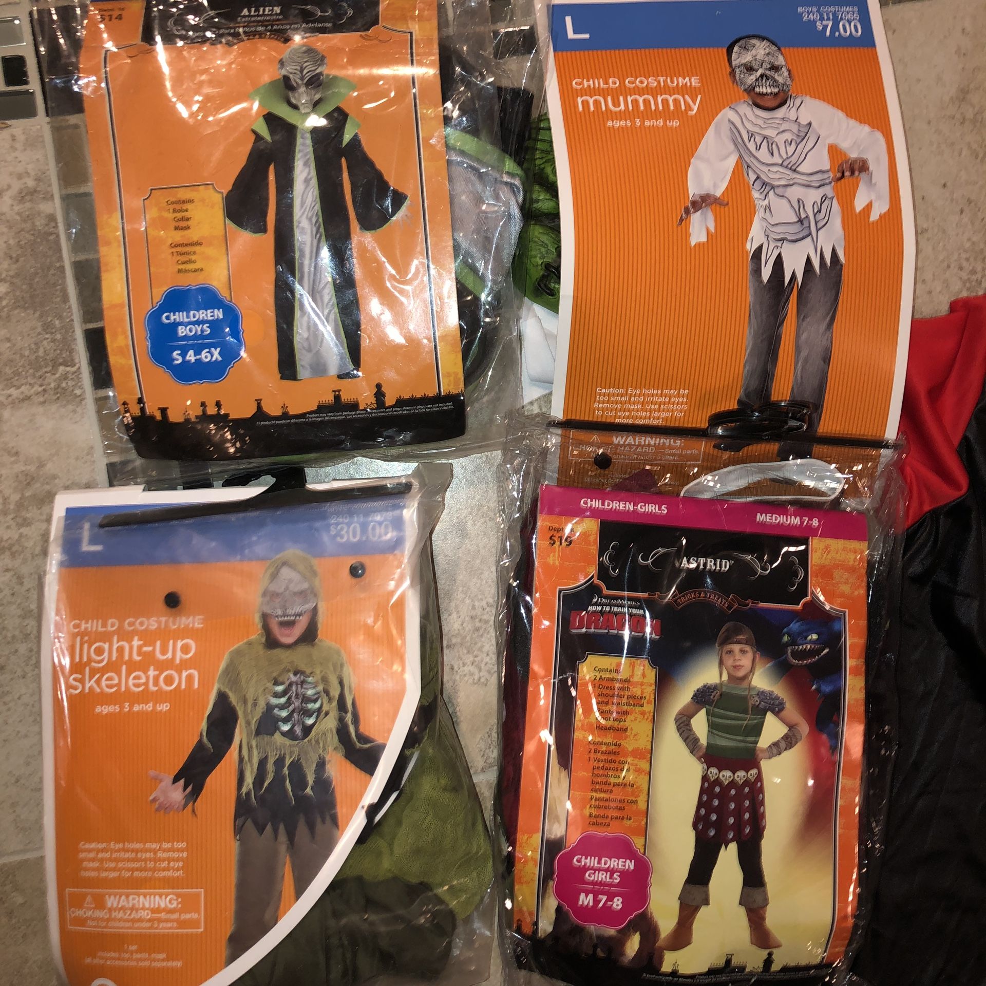 Children’s kids Halloween boys girls costumes