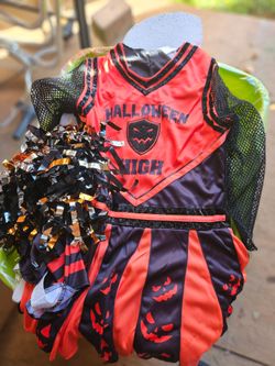 costume