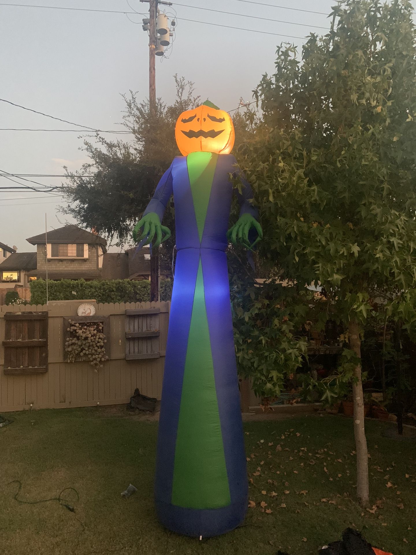 ***12ft Tall !!! HALLOWEEN  PUMPKIN HEADED GHOST INFLATABLE 12ft TALL!!!***