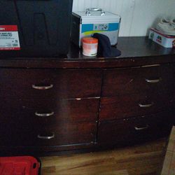 Long Dresser