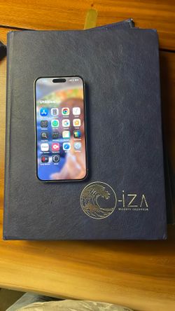 I 14 Pro Max 256 Gb Like New Still Has Applecare $700 OBO