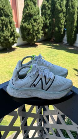 New Balance Fresh Foam More v4 Low Blue Green Aura Shoes   Size Woman 10” / 8.5”  Men  great Conditions