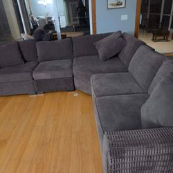 5 Seater Gray Sectional Sofa