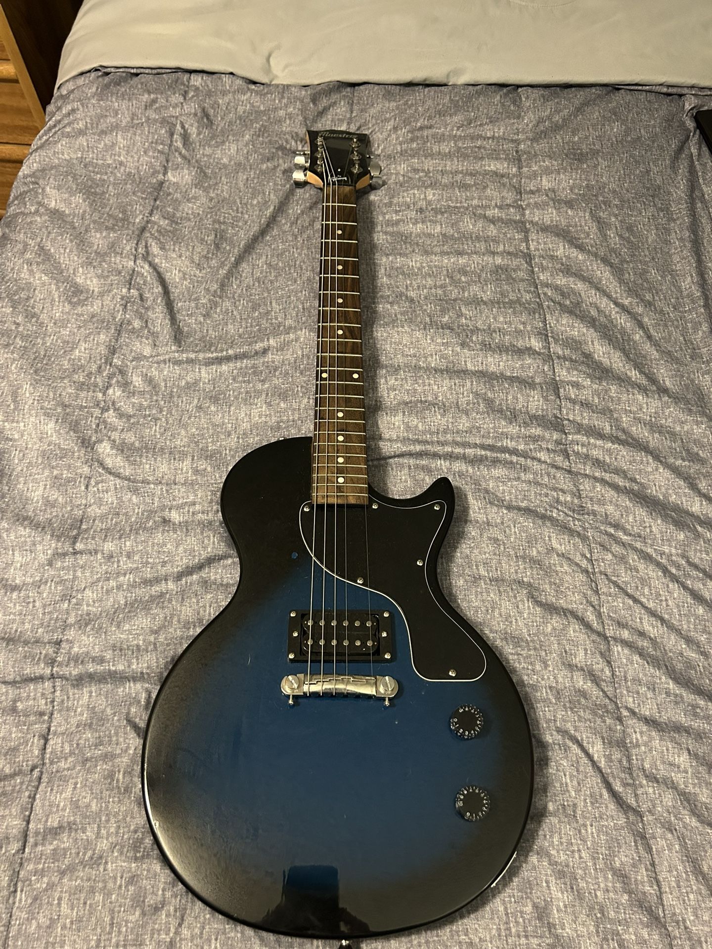 Maestro Electric Guitar