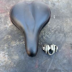 Bicycle Seat With Guts