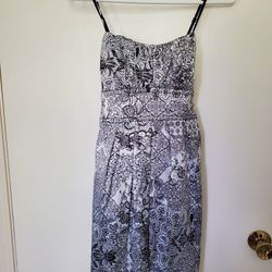 DRESS - SIZE 5 JUNIOR, EXCELLENT CONDITION 