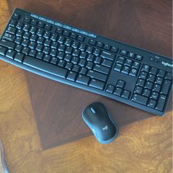 Logitech Wireless Mouse & Keyboard 