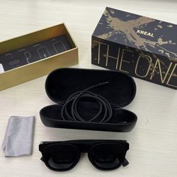 XREAL One pro 
