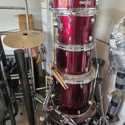 Full Drum Set